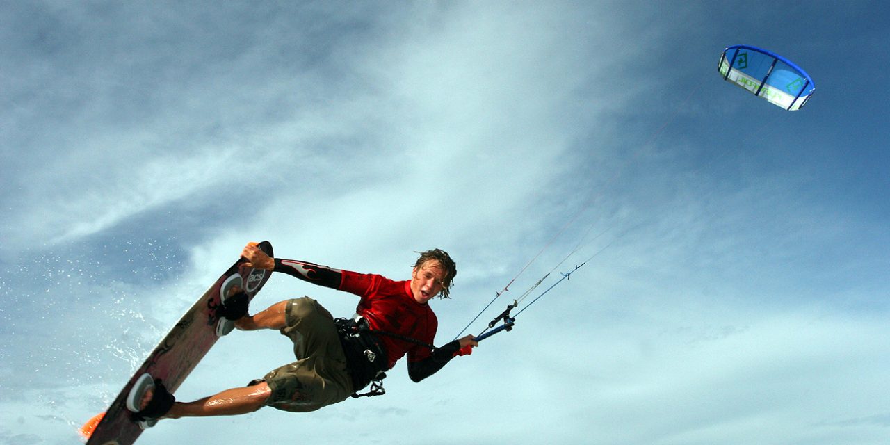 Le kite surf a le vent en poupe