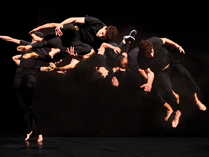 FESTIVAL LES NUITS DE BAYSSAN : KA-IN – GROUPE ACROBATIQUE DE TANGER (CREATION 2025)