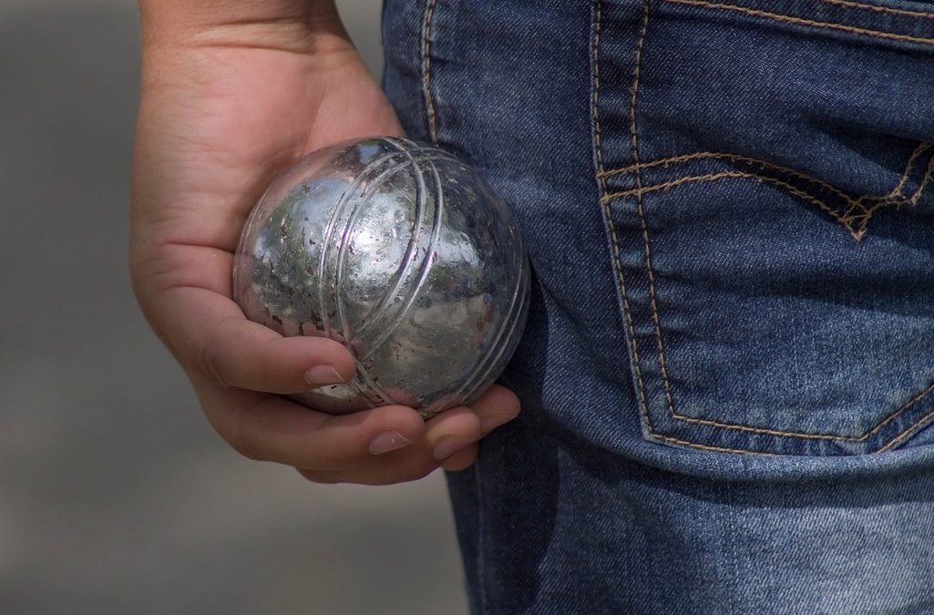 CONCOURS DE PÉTANQUE À LA MÊLÉE