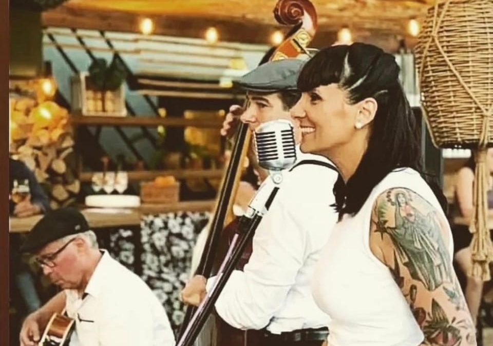 ANIMATION MUSICALE FLEUR DE SWING