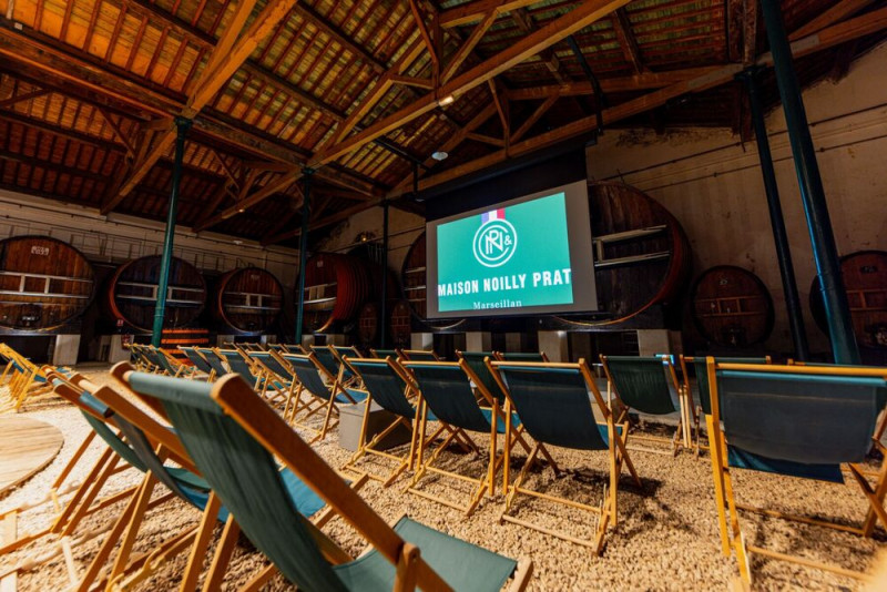 800x600_fy25-noillyprat-brandwebsite-photo-soiree-cine-16768310