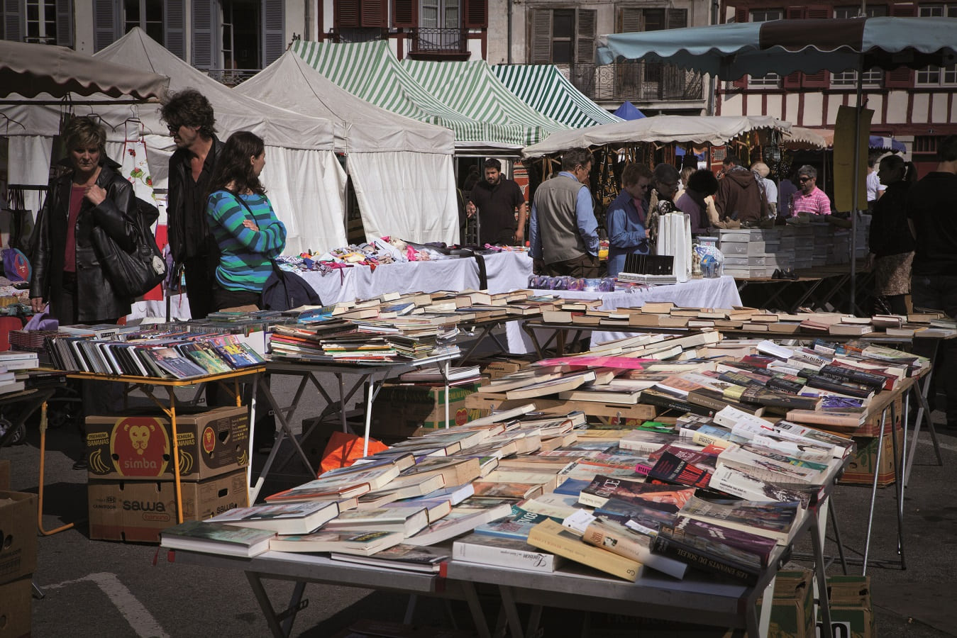 marche-brocante-tvmf-compresse-2