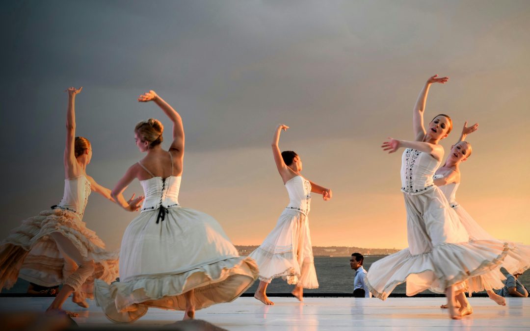 Spectacle de danses basques avec Begiraleak