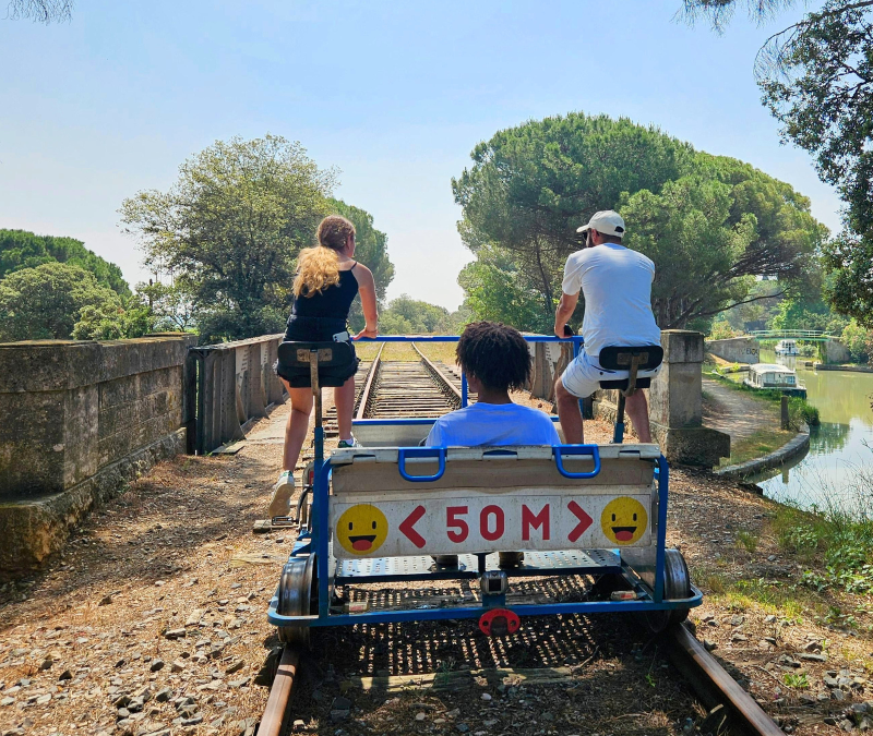 Explorez le canal du Midi en vélorail !