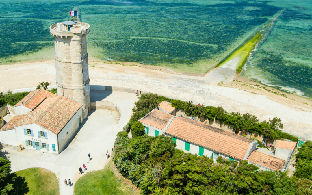 Le Phare des Baleines : un monument emblématique de l’Île de Ré