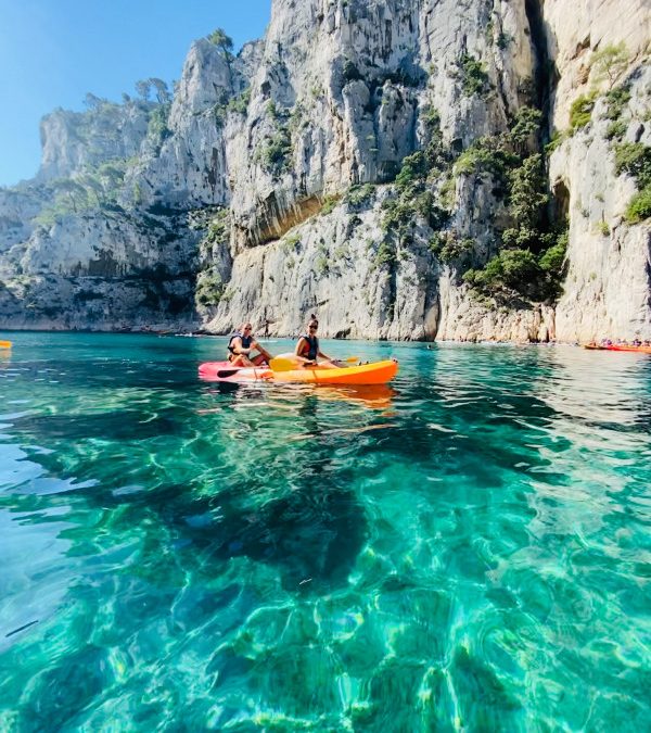 Randonnée accompagnée en kayak de mer 4h dans les calanques avec le CSLN