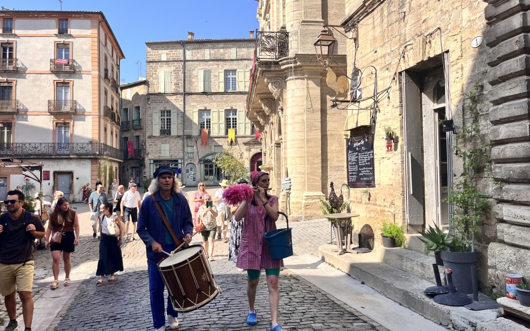 la Comédie des Esprits – Visite Théâtralisée et Musicale de Pézenas