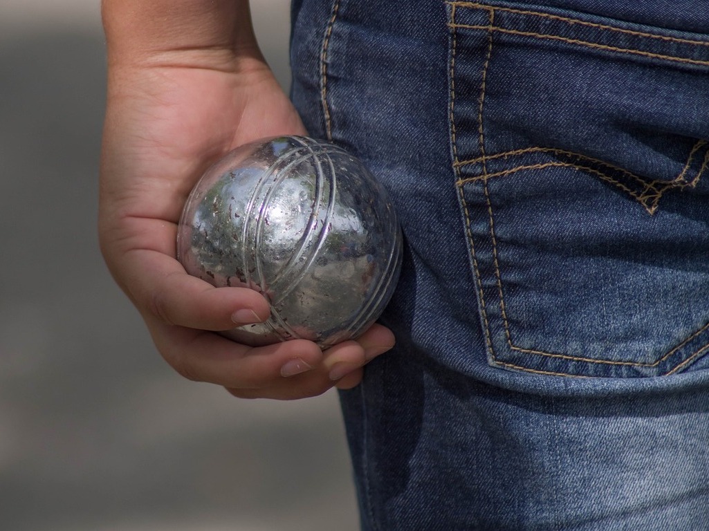 petanque-pixabay-jackmac34