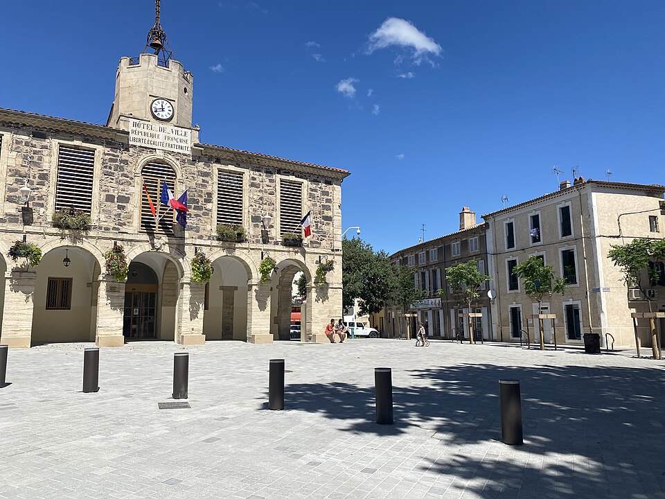 Mairie_de_bessan_34550